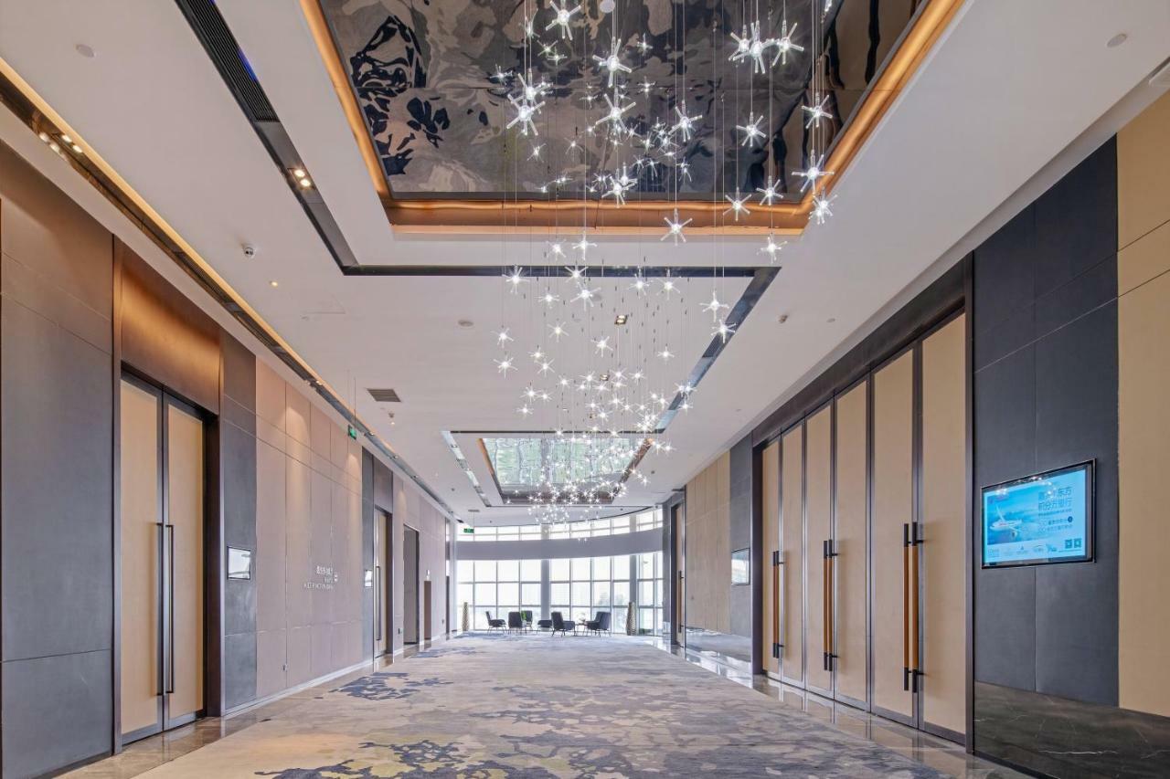Grand Skylight International Hotel Haoyue Shenzhen Baoan Int'L Exhibition Center ภายนอก รูปภาพ