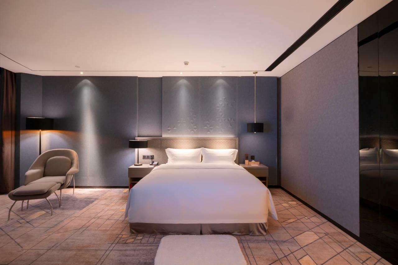 Grand Skylight International Hotel Haoyue Shenzhen Baoan Int'L Exhibition Center ภายนอก รูปภาพ